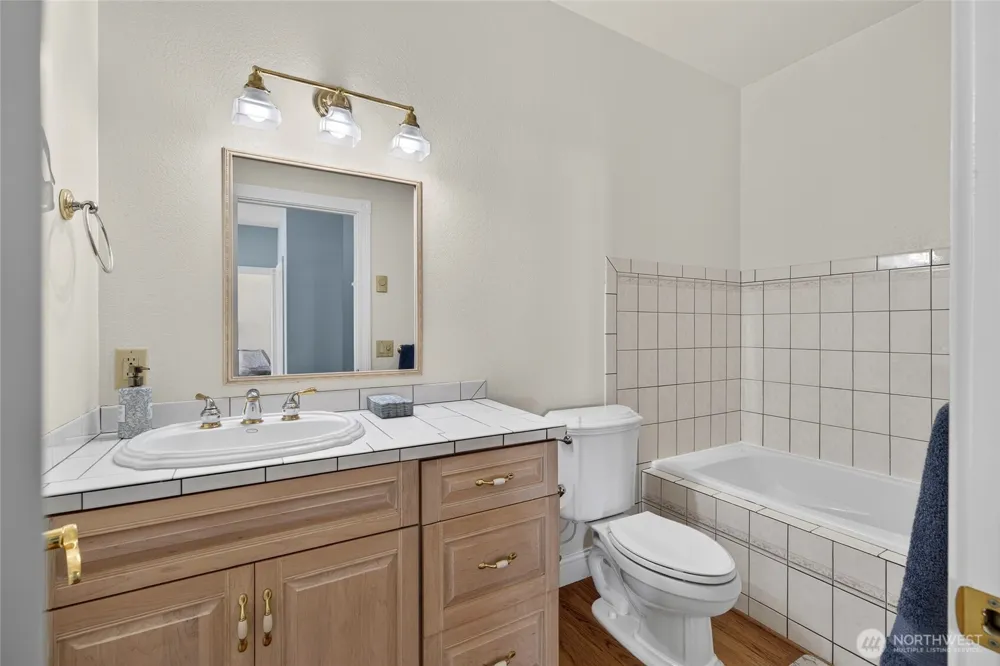30 Cherry Street Chinook, WA 98614