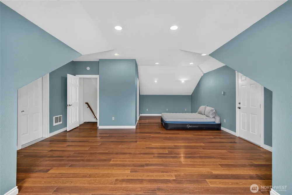 30 Cherry Street Chinook, WA 98614