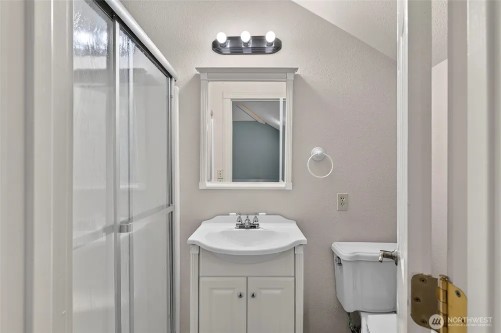 30 Cherry Street Chinook, WA 98614