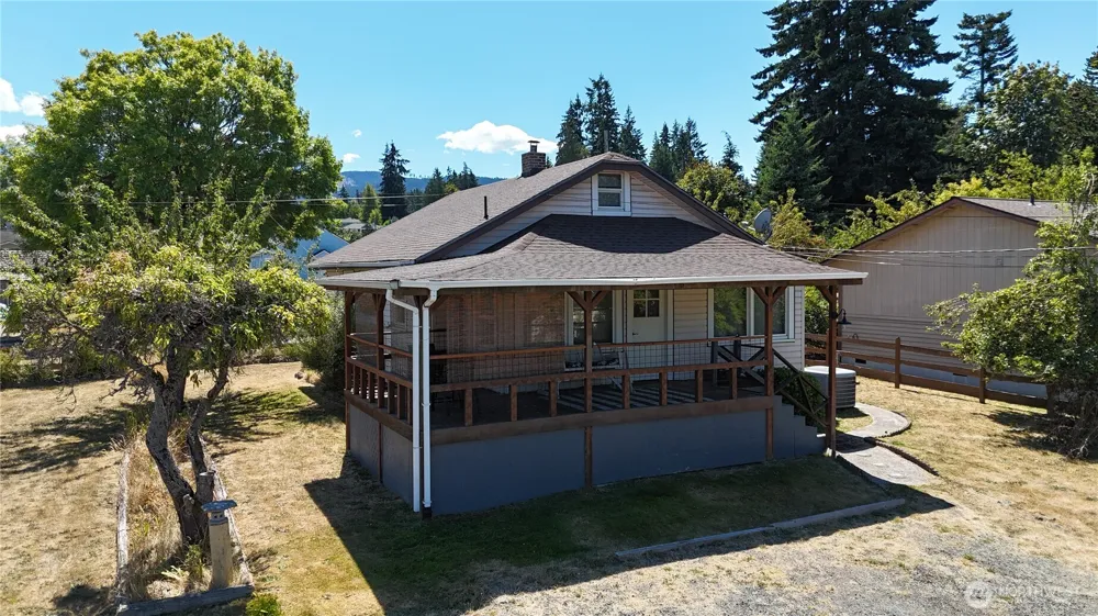 215 W Motor Avenue Port Angeles, WA 98362
