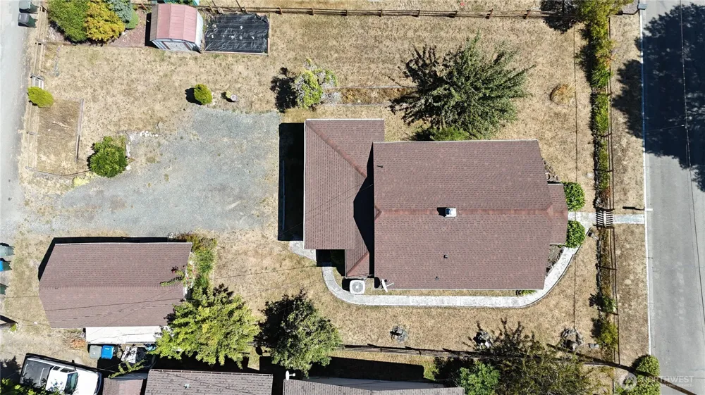 215 W Motor Avenue Port Angeles, WA 98362