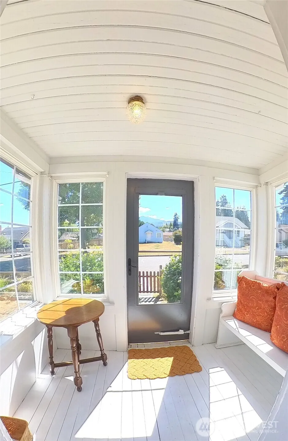 215 W Motor Avenue Port Angeles, WA 98362