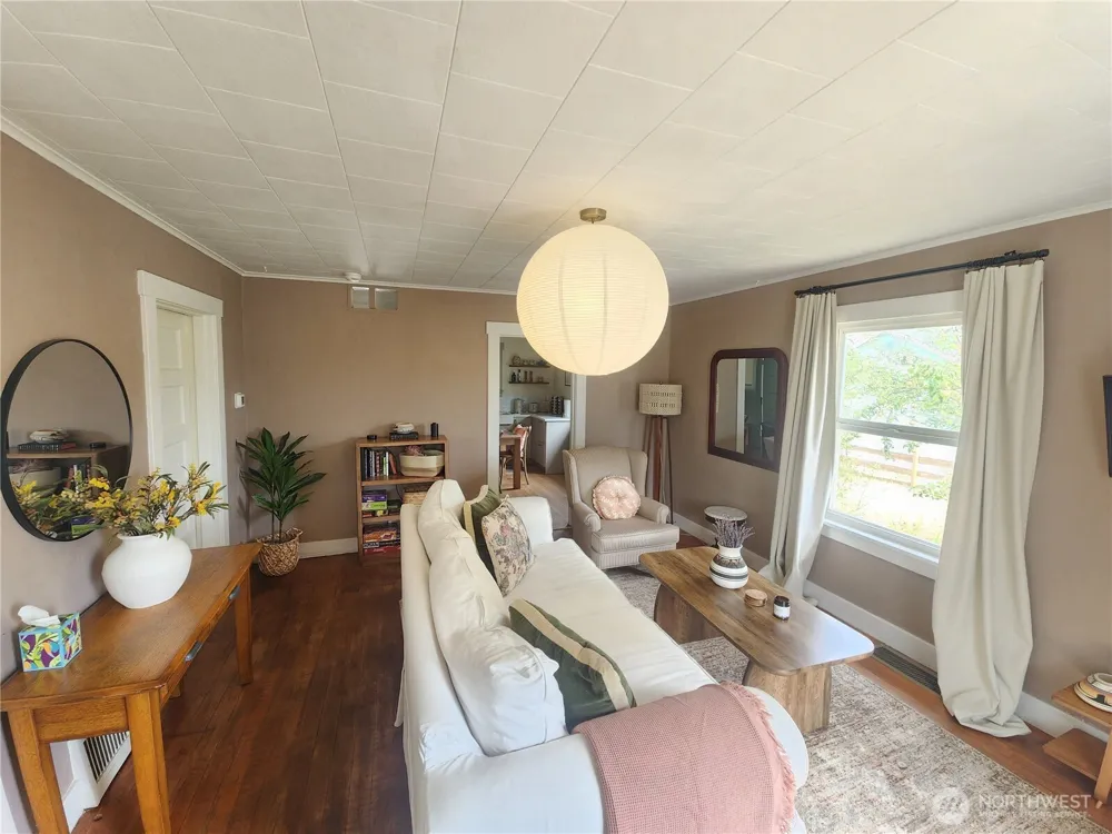 215 W Motor Avenue Port Angeles, WA 98362