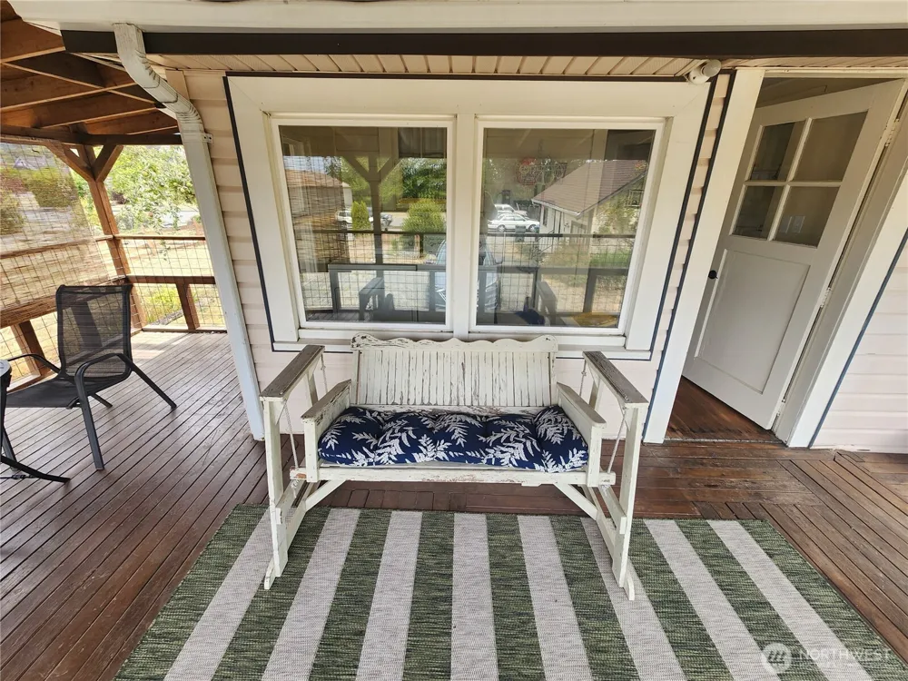 215 W Motor Avenue Port Angeles, WA 98362