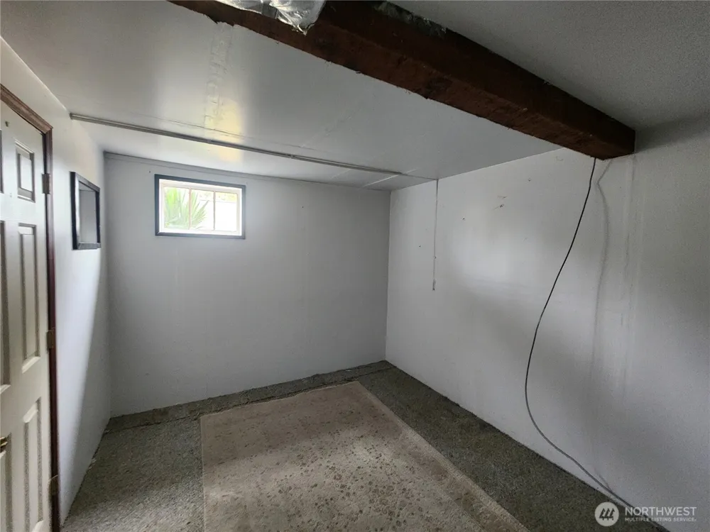 215 W Motor Avenue Port Angeles, WA 98362