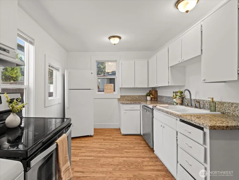 1108 W 14th Street W Vancouver, WA 98660