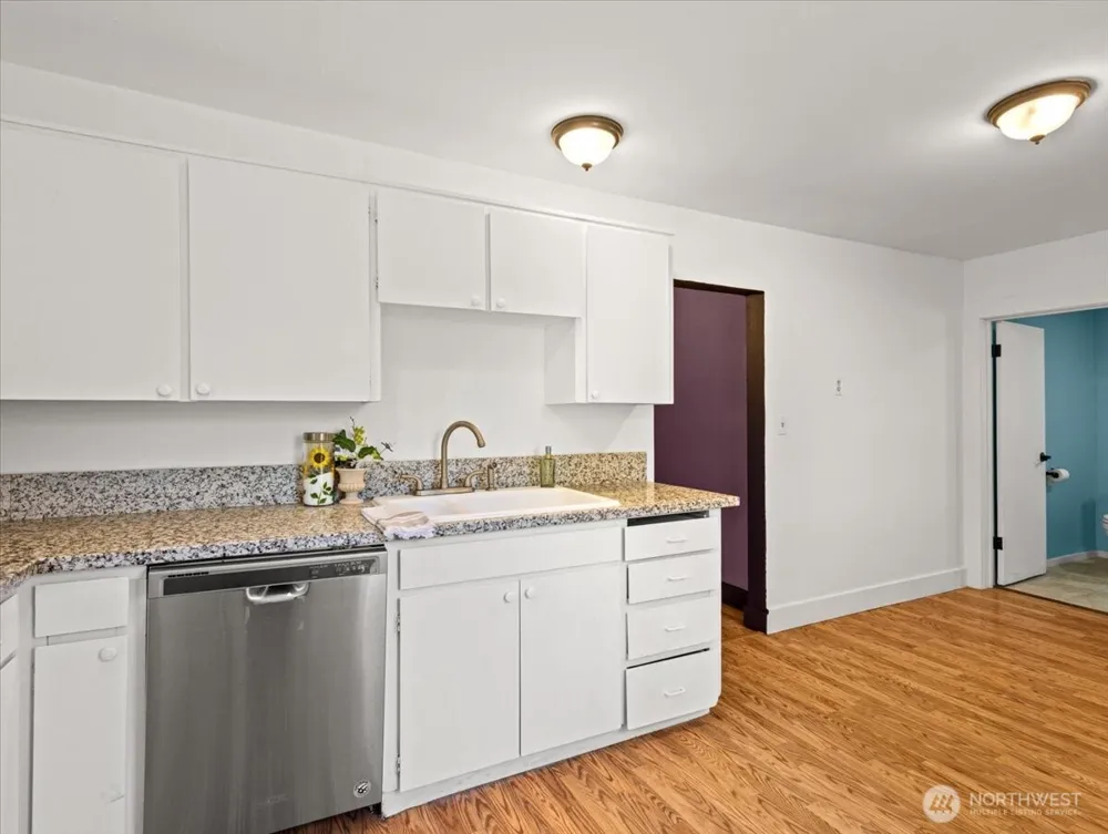1108 W 14th Street W Vancouver, WA 98660