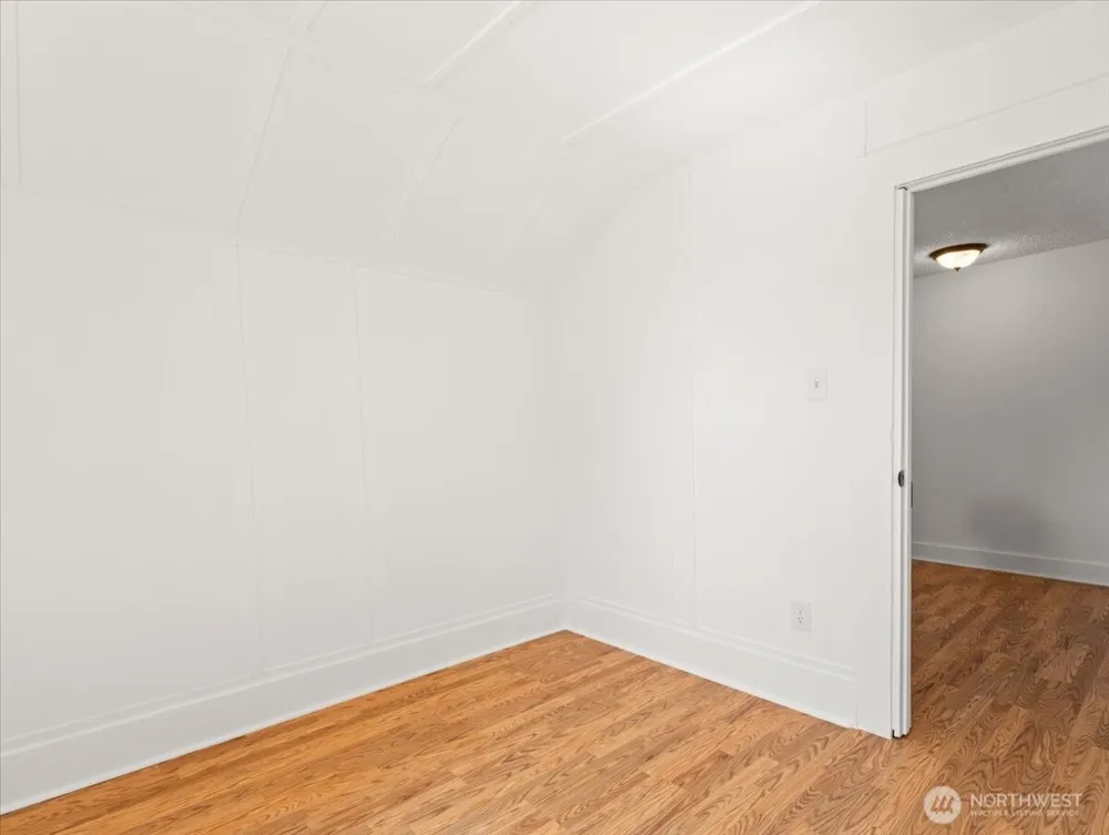 1108 W 14th Street W Vancouver, WA 98660