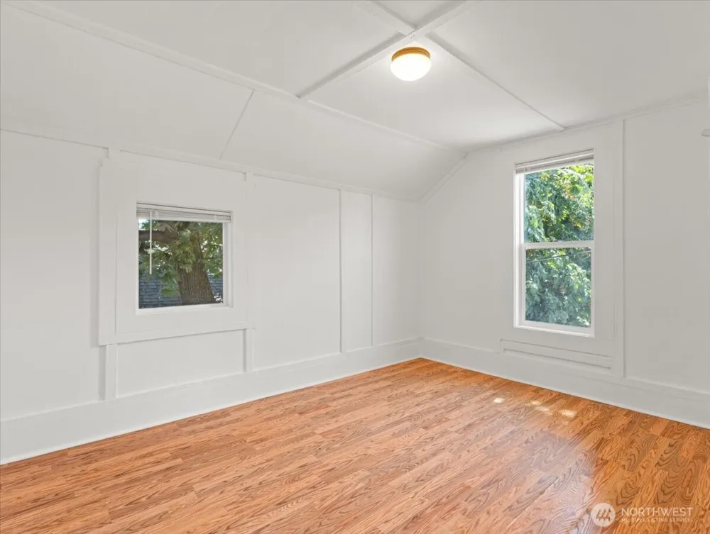 1108 W 14th Street W Vancouver, WA 98660