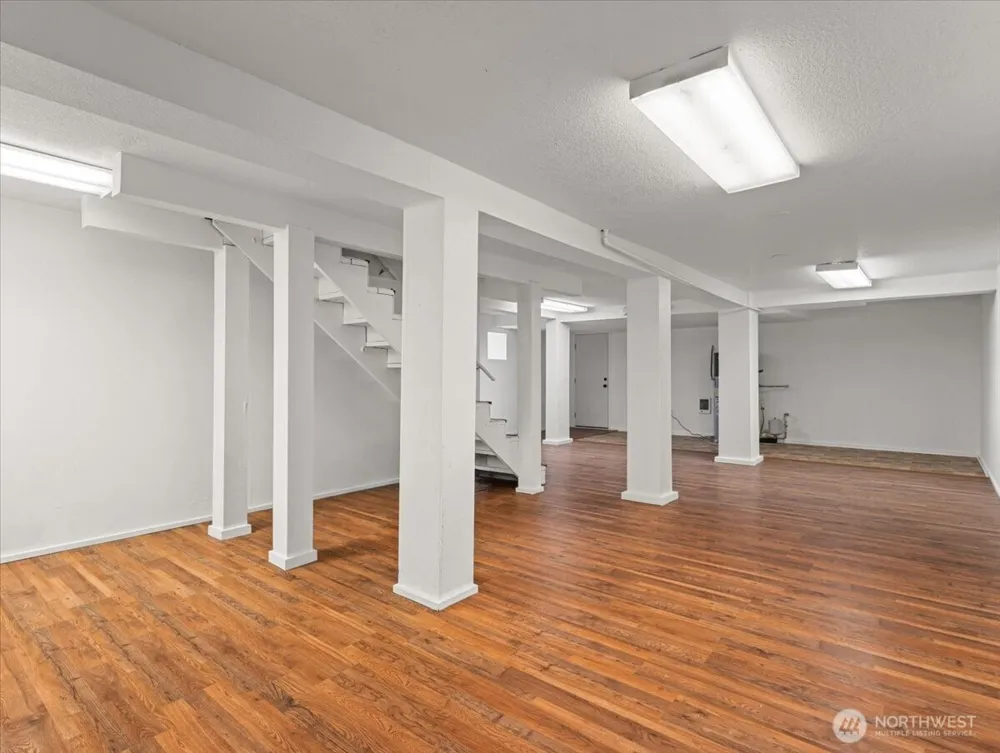 1108 W 14th Street W Vancouver, WA 98660