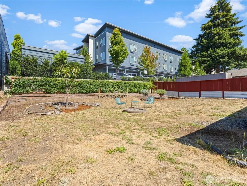 1108 W 14th Street W Vancouver, WA 98660