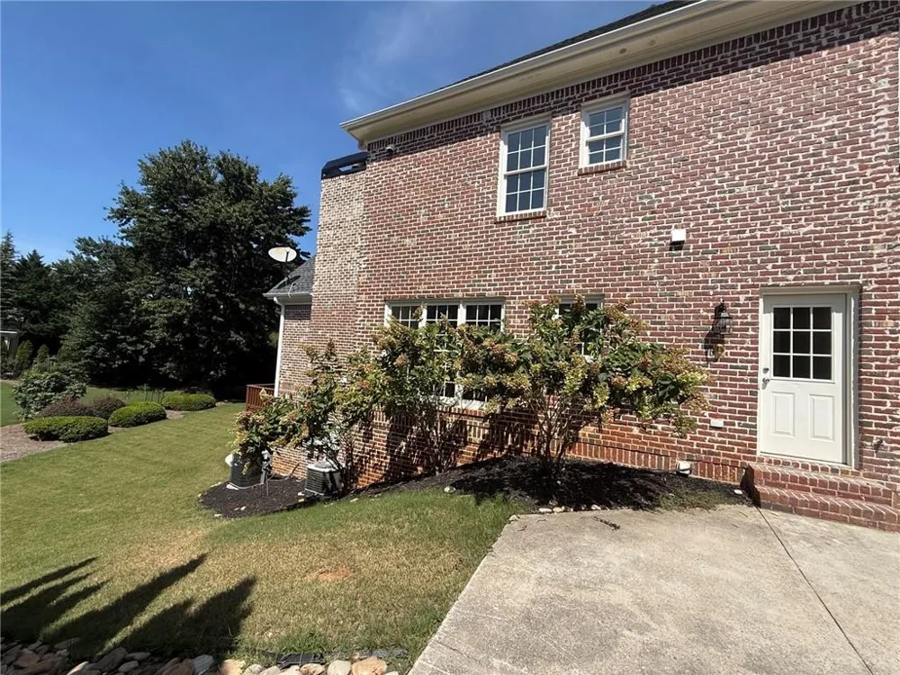 7945 Saint Marlo Fairway Drive Duluth, GA 30097