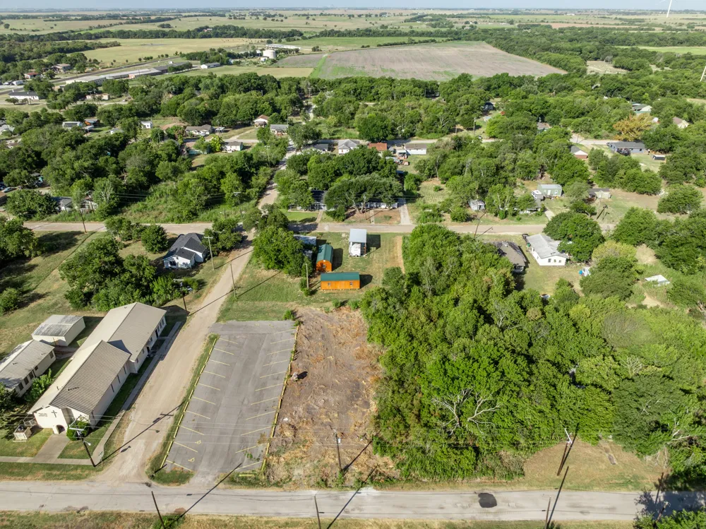 303 Elm Street Mart, TX 76664