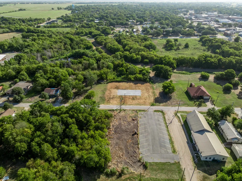 303 Elm Street Mart, TX 76664