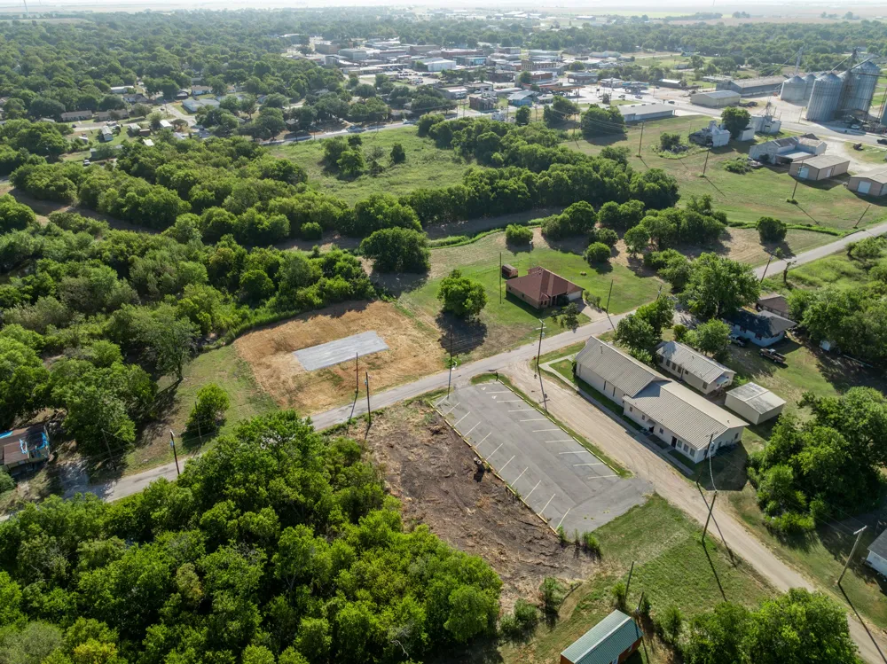 303 Elm Street Mart, TX 76664