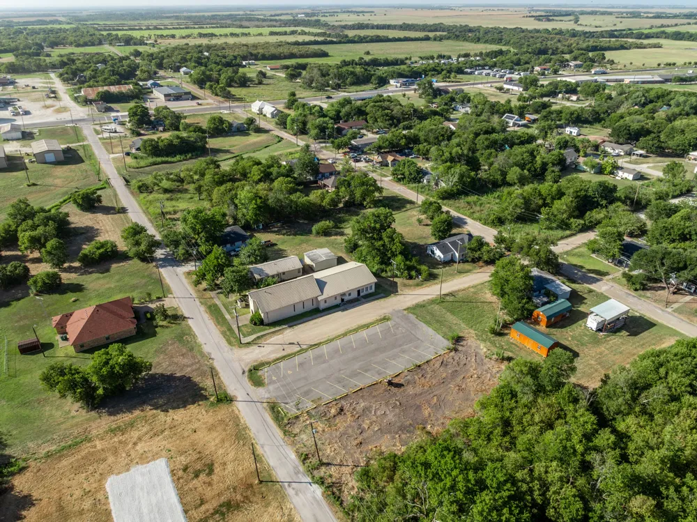 303 Elm Street Mart, TX 76664