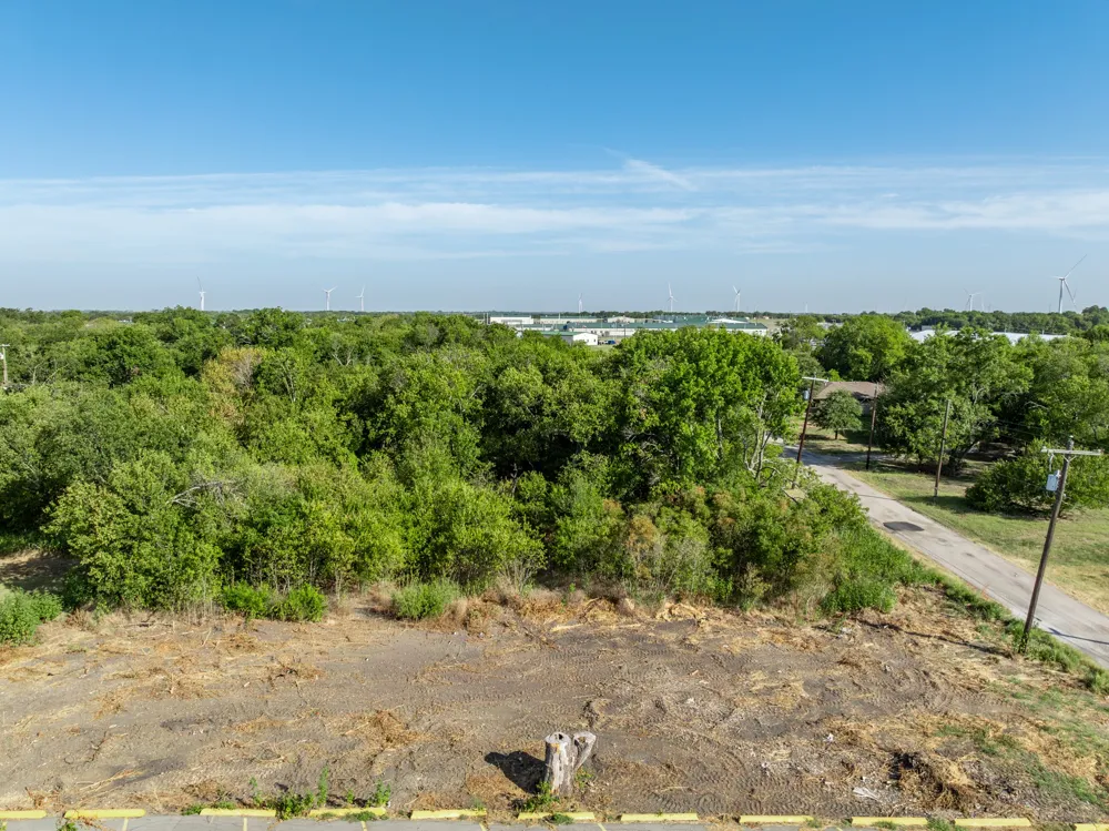 303 Elm Street Mart, TX 76664