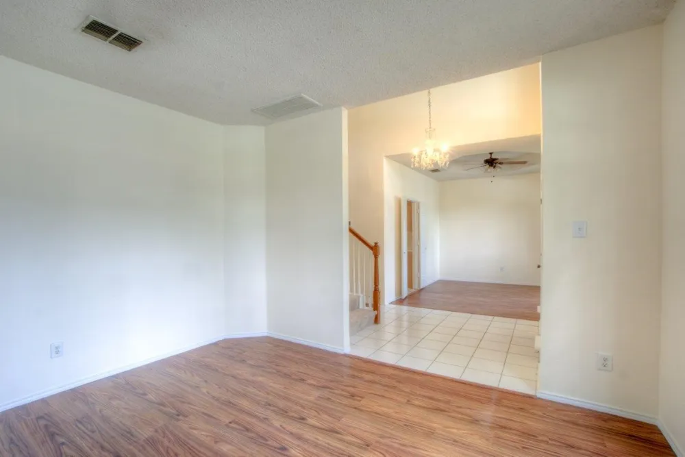 1369 Colby Drive Lewisville, TX 75067