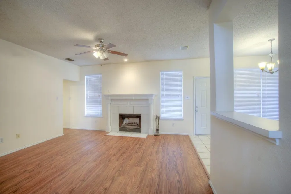1369 Colby Drive Lewisville, TX 75067
