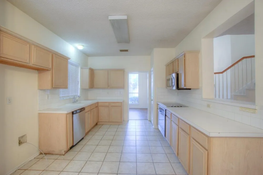 1369 Colby Drive Lewisville, TX 75067