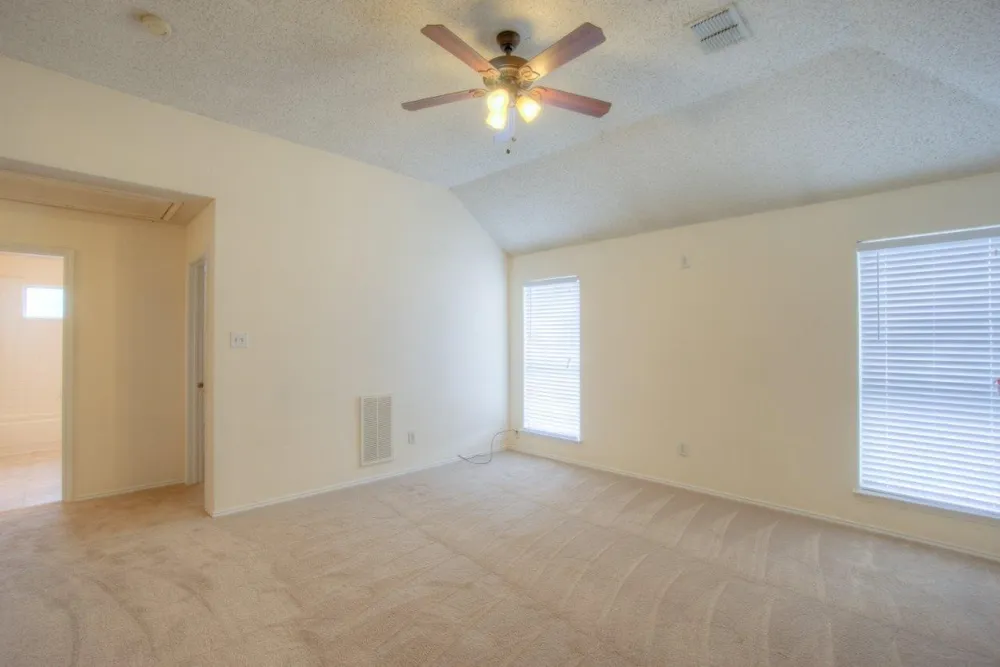 1369 Colby Drive Lewisville, TX 75067