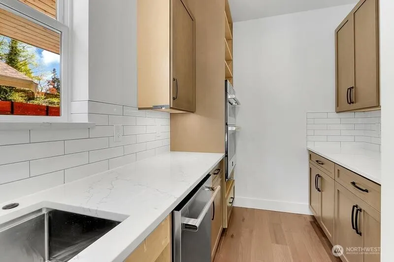 5921 164th Street SW Lynnwood, WA 98037