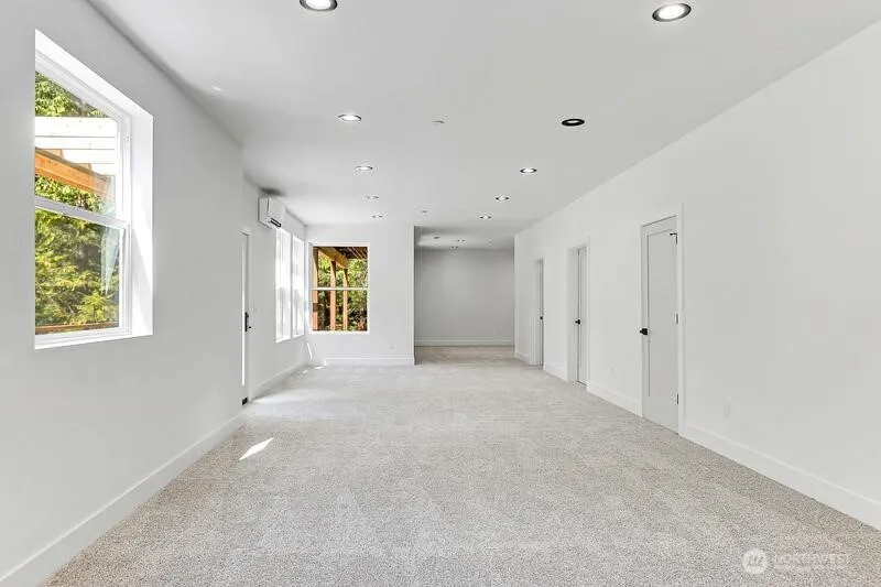 5921 164th Street SW Lynnwood, WA 98037