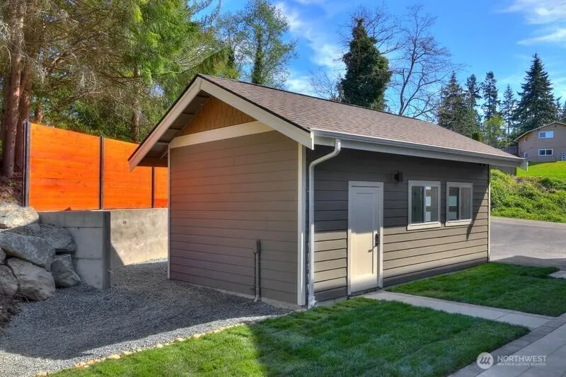 5921 164th Street SW Lynnwood, WA 98037