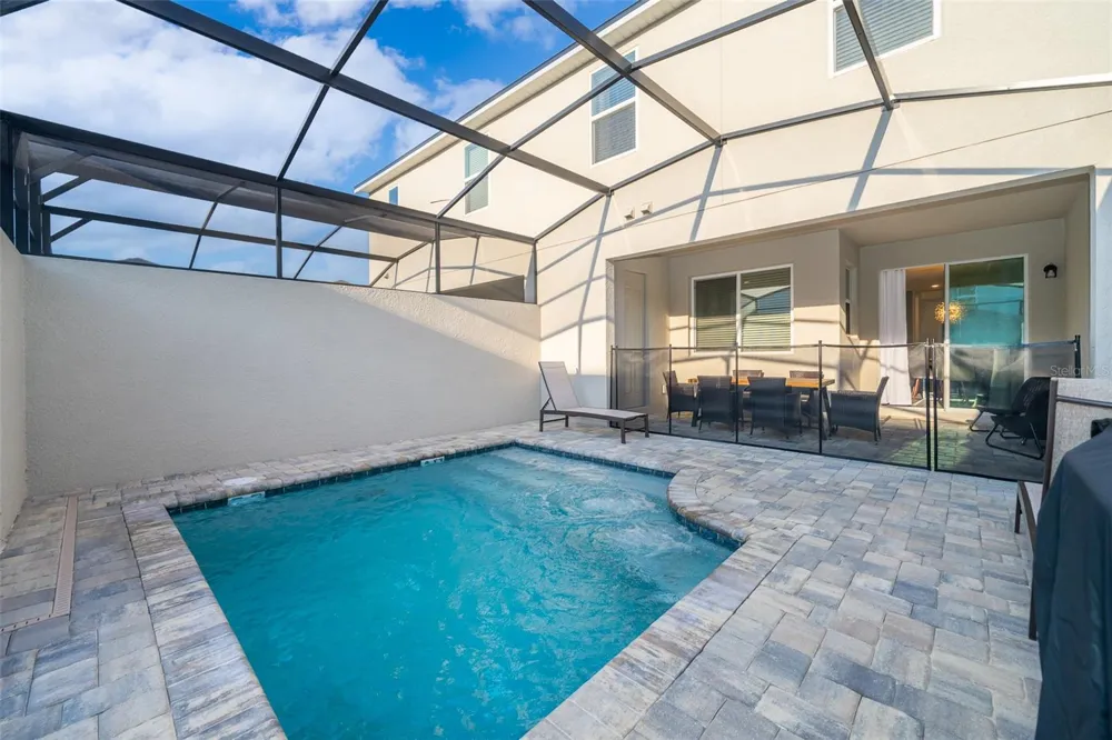 1696 TROPICAL PALMS CIRCLE Kissimmee, FL 34747