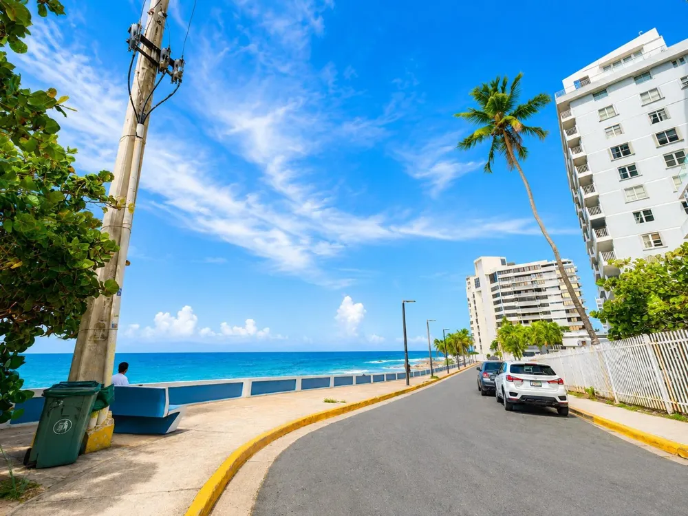 7 Candina St., CANDINA SEA TOWER #1701 San Juan, PR 00907