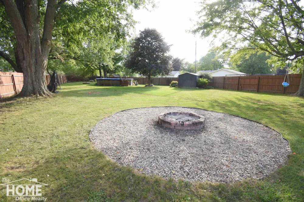 721 Huntington Drive Owosso City, MI 48867
