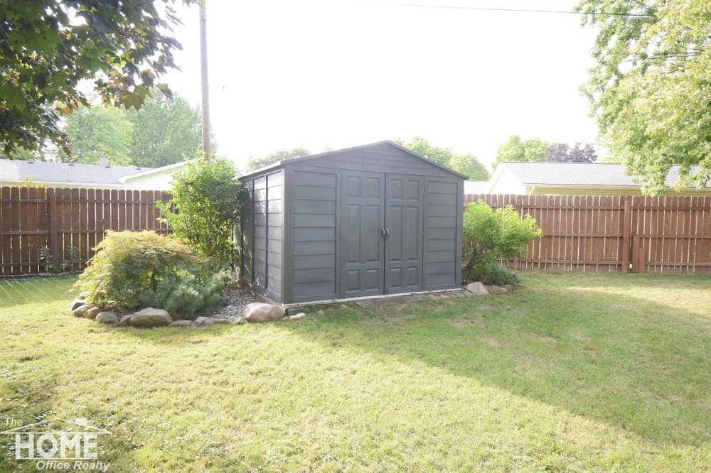 721 Huntington Drive Owosso City, MI 48867