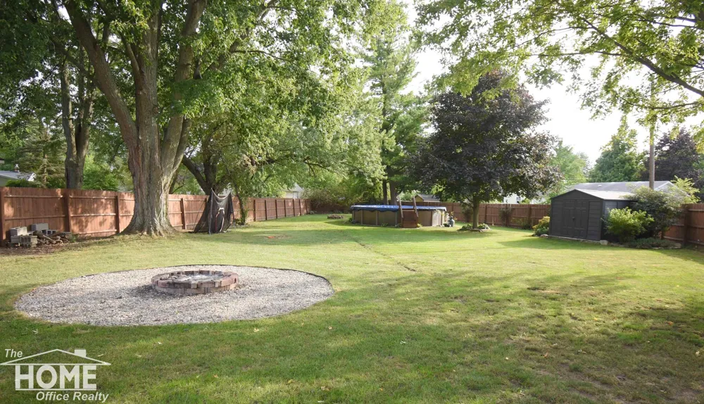 721 Huntington Drive Owosso City, MI 48867