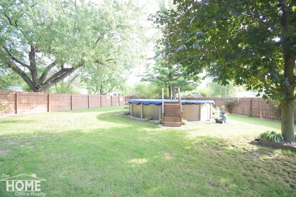 721 Huntington Drive Owosso City, MI 48867