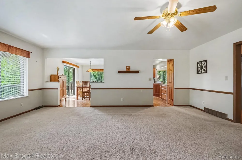 6925 W Church Street Independence Charter Township, MI 48346
