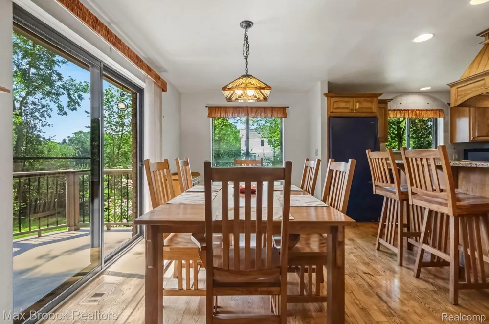 6925 W Church Street Independence Charter Township, MI 48346