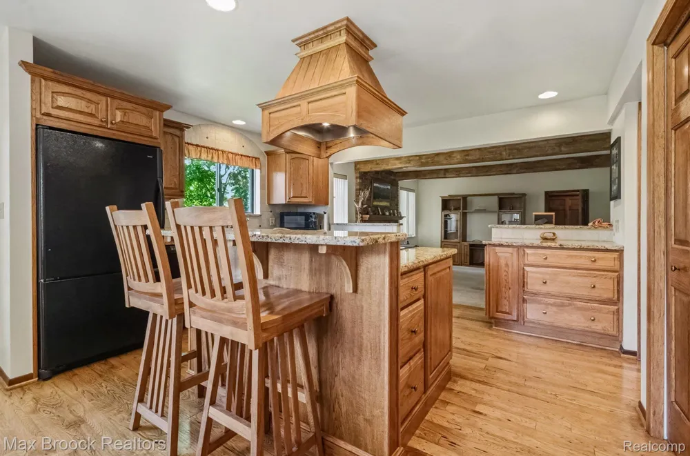 6925 W Church Street Independence Charter Township, MI 48346