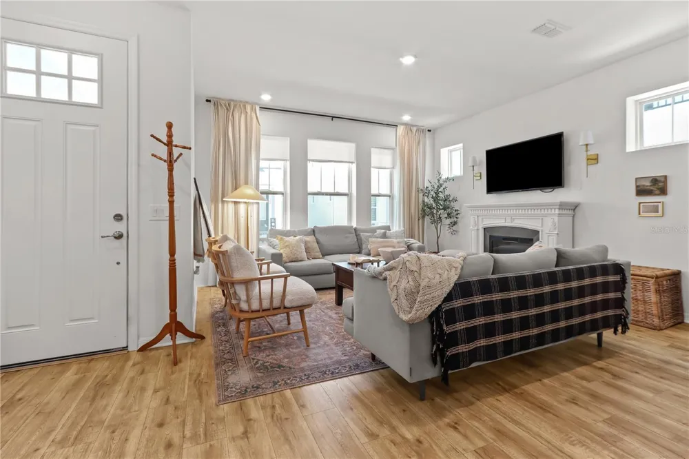 923 COLIE ALLEY Winter Garden, FL 34787