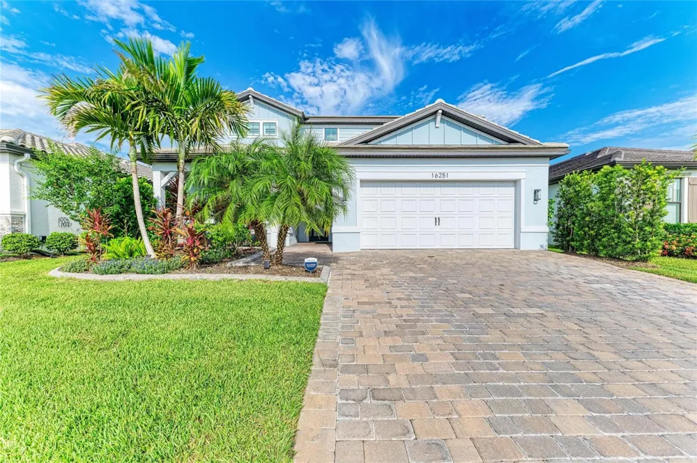 16251 HIDDEN OAK LOOP Bradenton, FL 34211
