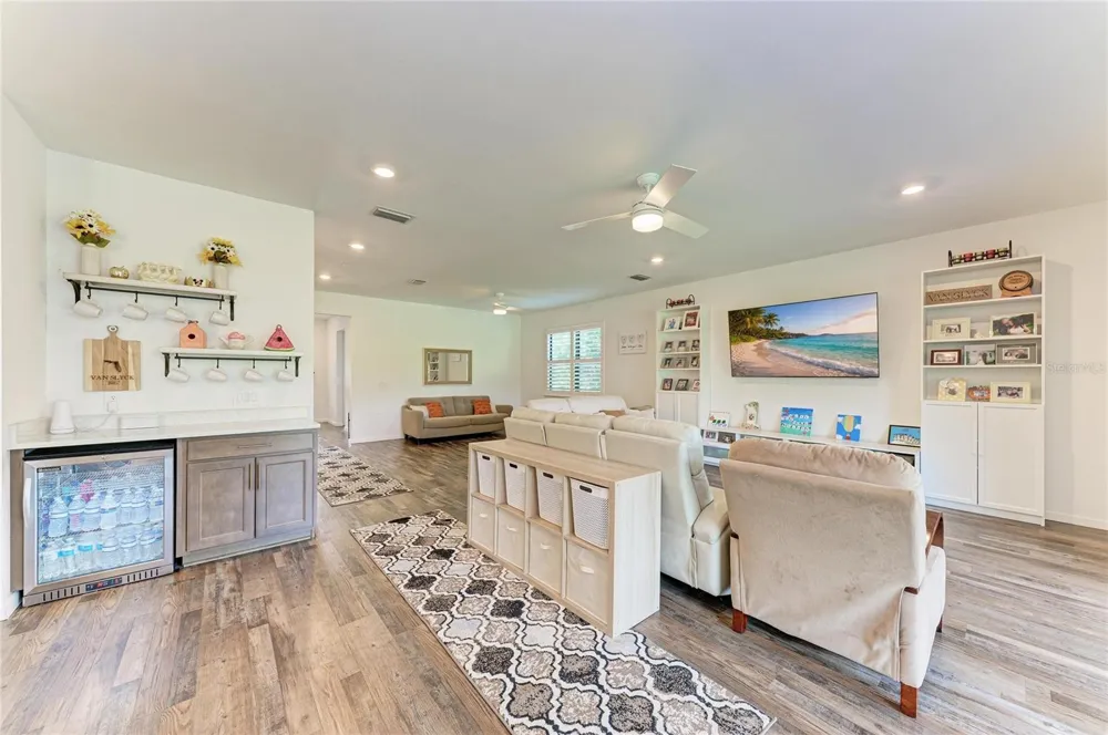 16251 HIDDEN OAK LOOP Bradenton, FL 34211