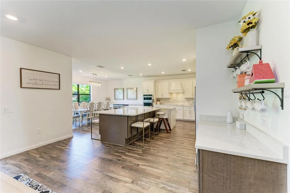 16251 HIDDEN OAK LOOP Bradenton, FL 34211