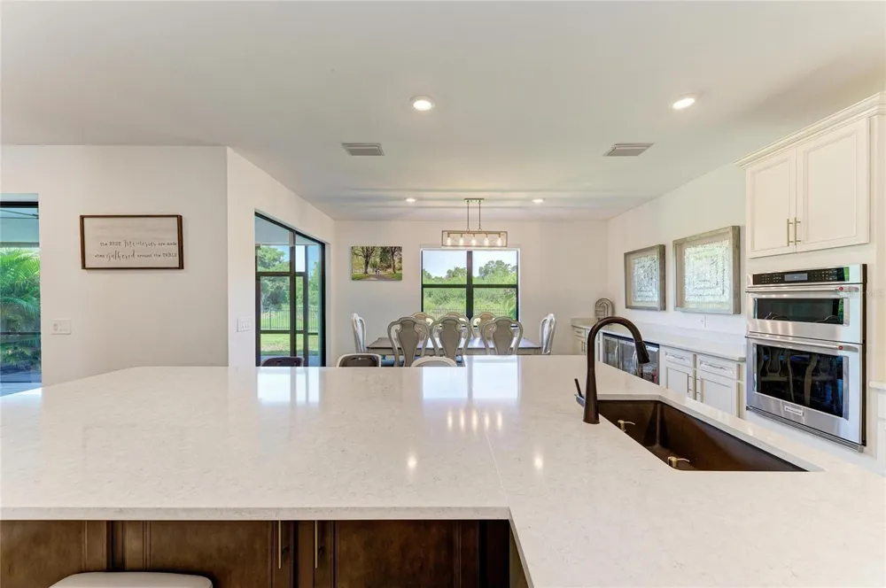 16251 HIDDEN OAK LOOP Bradenton, FL 34211