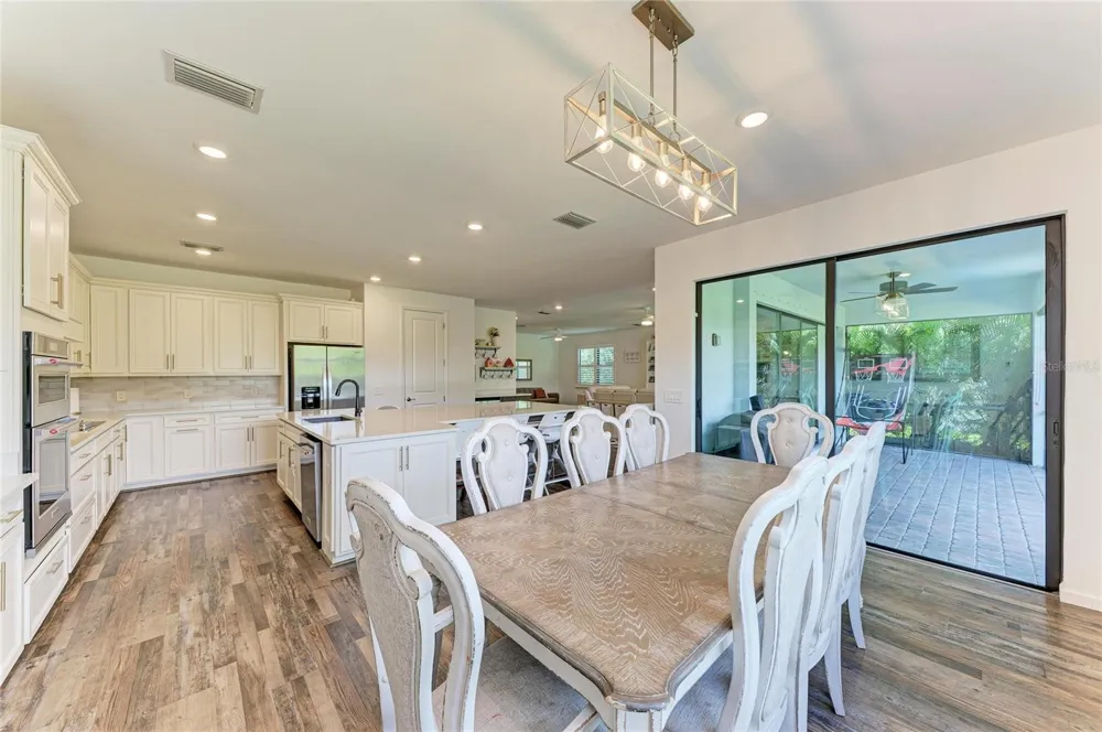 16251 HIDDEN OAK LOOP Bradenton, FL 34211