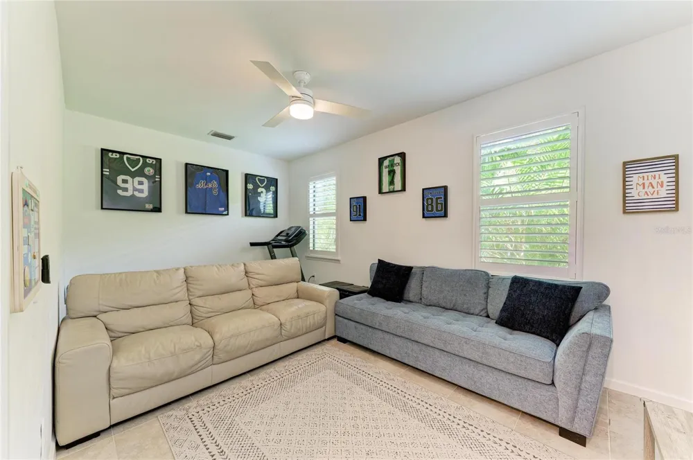 16251 HIDDEN OAK LOOP Bradenton, FL 34211