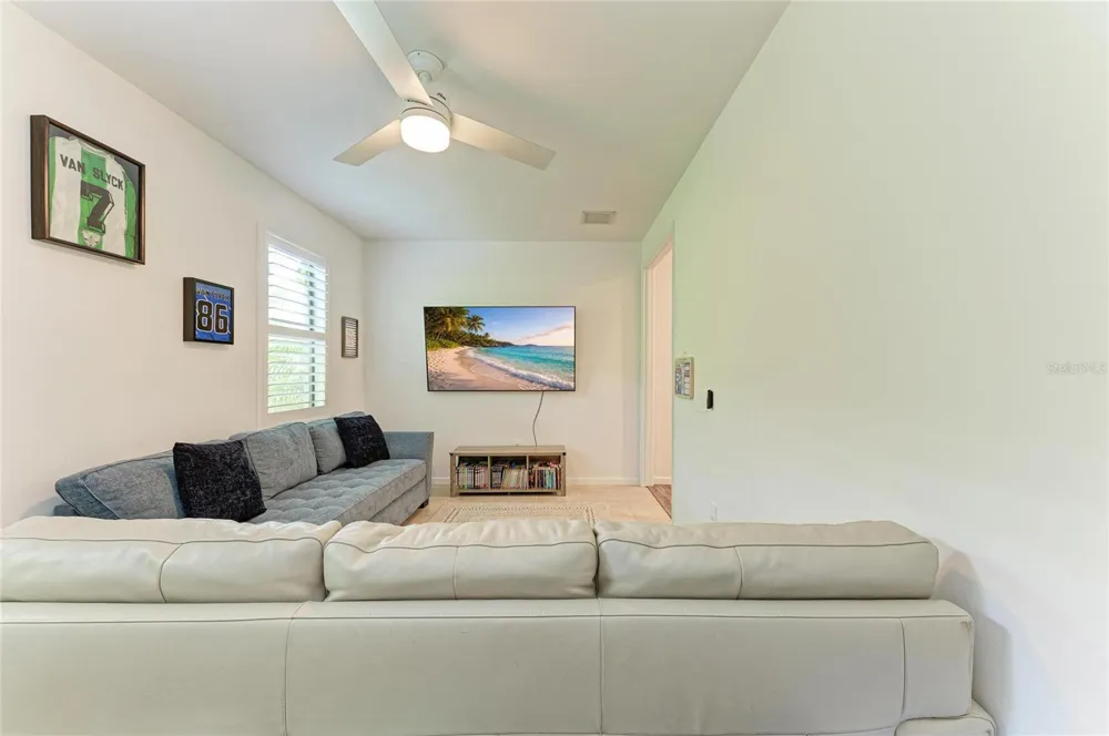16251 HIDDEN OAK LOOP Bradenton, FL 34211