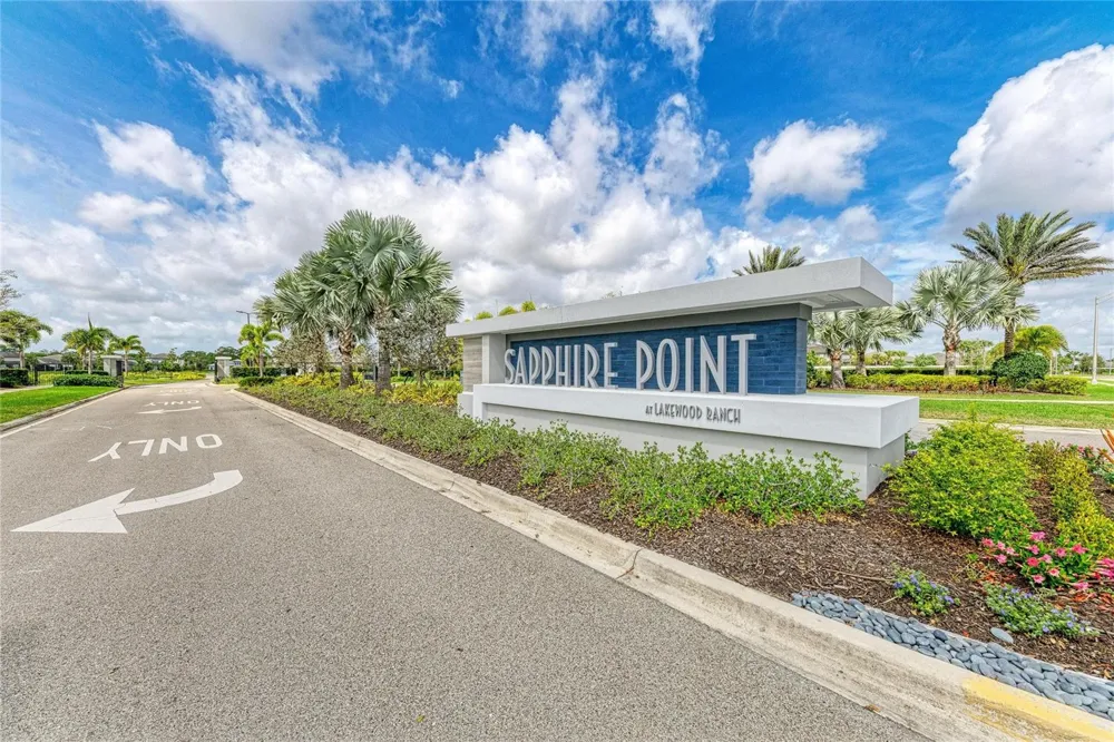 16251 HIDDEN OAK LOOP Bradenton, FL 34211