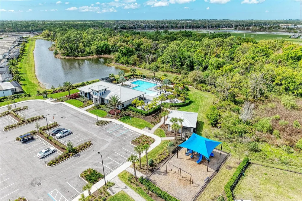 16251 HIDDEN OAK LOOP Bradenton, FL 34211