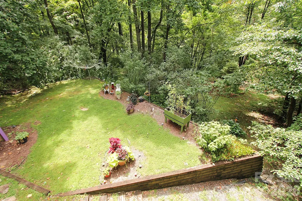86 Pine Ridge Road Hendersonville, NC 28792