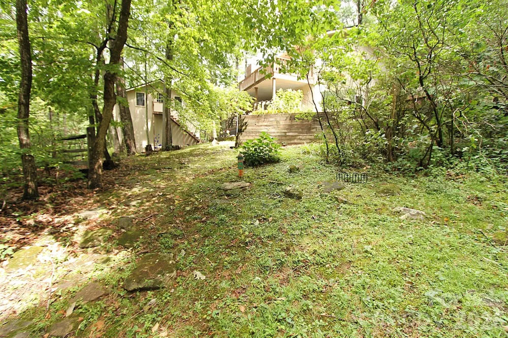 86 Pine Ridge Road Hendersonville, NC 28792
