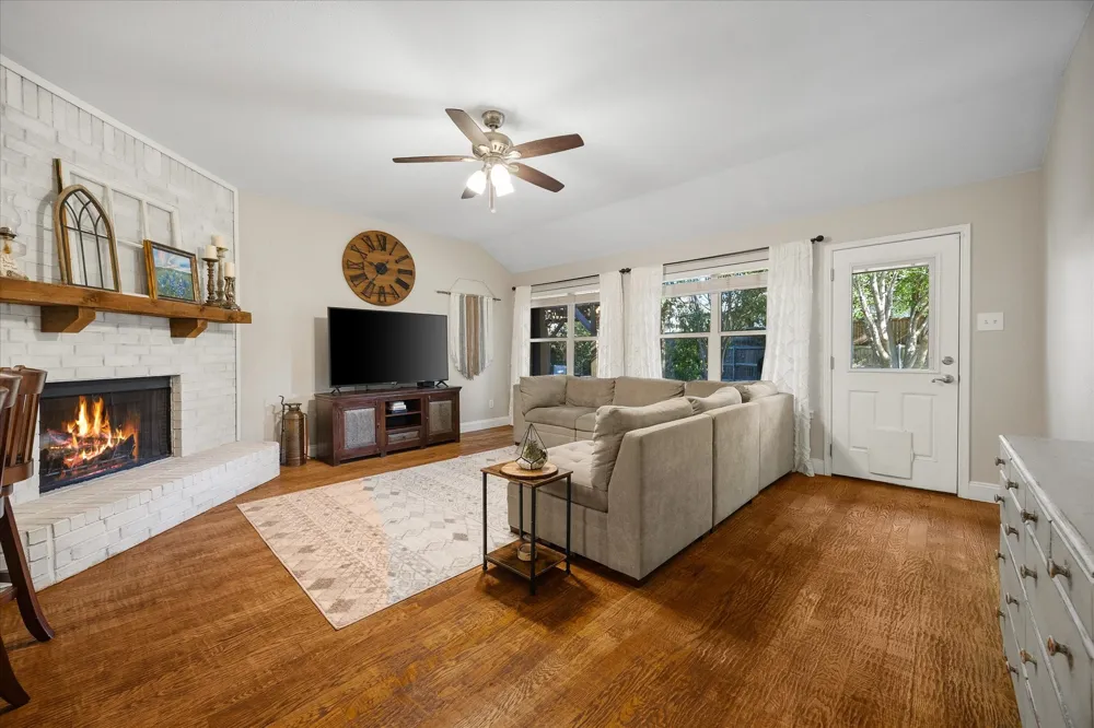 7005 Travelers Crossing Rowlett, TX 75089